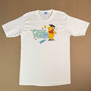 Vintage Winnie-the-Pooh Pooh Bear Disney Graduation 1988 Shirt Fits like Large